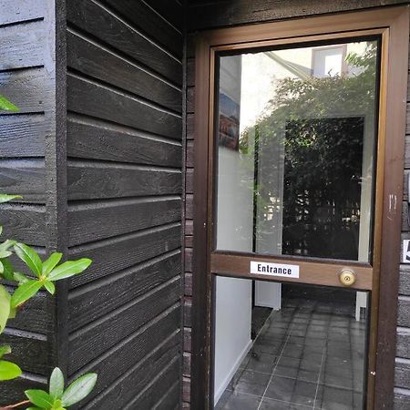 Stunning Home With Amazing Wakatipu Lake Views Queenstown Zewnętrze zdjęcie